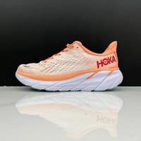 Hoka Clifton 8