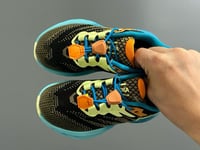 حذاء أطفال HOKA