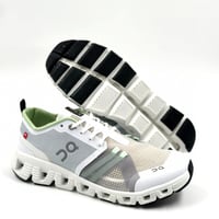 حذاء On Running cloud