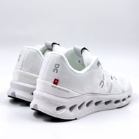 حذاء On Running cloud