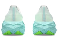 حذاء ASICS Novablast 4