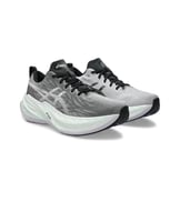 حذاء ASICS Superblast