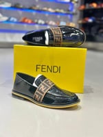 حذاء فيندي Fendi
