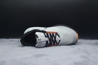 On Running Cloudnova X