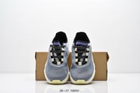 حذاء أطفال On Running