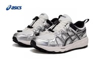 حذاء أطفال asics