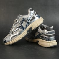 حذاء ميزونو – Mizuno