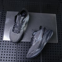حذاء ميزونو – Mizuno