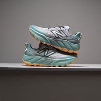 حذاء New Balance Hierro V9