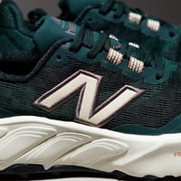 حذاء New Balance Hierro V9