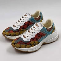 حذاء غوتشي Gucci