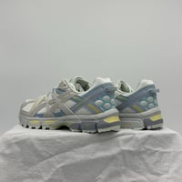 حذاء asics khan 8