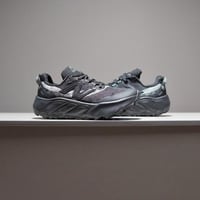 حذاء New Balance Hierro V9