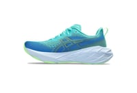 حذاء ASICS Novablast 4