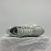 حذاء asics khan 8