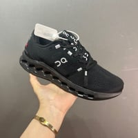 حذاء On Running cloud