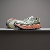 حذاء New Balance Hierro V9