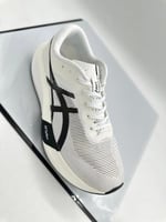 حذاء اسيكس Metaspeed Sky