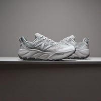 حذاء New Balance Hierro V9