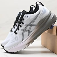 ASICS GEL-KAYANO 31