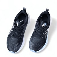 حذاء ASICS Novablast 4