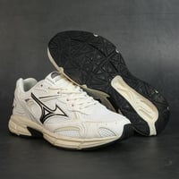 حذاء ميزونو – Mizuno