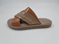 نعال شرقي مطرز