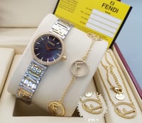 ساعة فندي FENDI نسائي