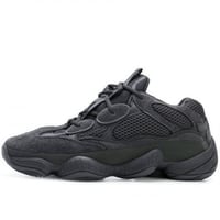 حذاء ييزي 500