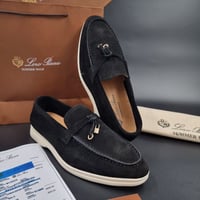 حذاء لورو بيانا Loro Piana