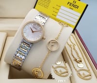 ساعة فندي FENDI نسائي