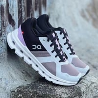 حذاء On Running cloud