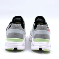 حذاء On Running cloud