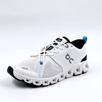 حذاء On Running cloud