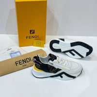 حذاء فيندي Fendi