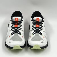 حذاء On Running cloud