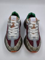 حذاء غوتشي Gucci