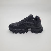 حذاء برادا Prada