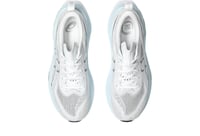 حذاء ASICS Novablast 2