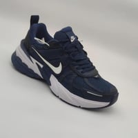 حذاء Nike V2K Run