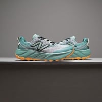 حذاء New Balance Hierro V9