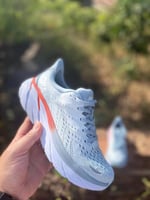 Hoka Clifton 8