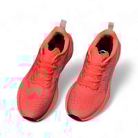 حذاء ASICS Novablast 4