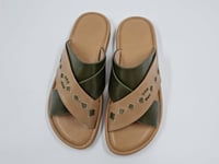 نعال شرقي مطرز