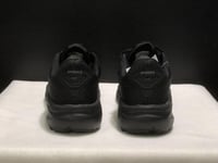 حذاء بروكس Brooks Ghost 17