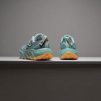 حذاء New Balance Hierro V9