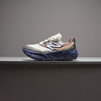 حذاء New Balance Hierro V9