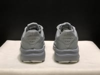 حذاء بروكس Brooks Ghost 17