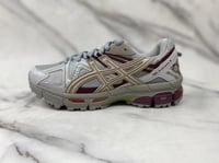 حذاء asics khan 8