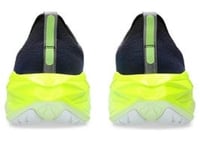 حذاء ASICS Novablast 4